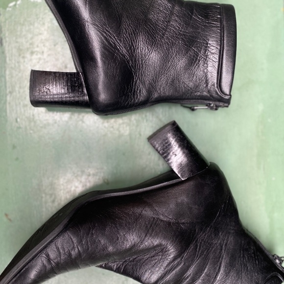 Stuart Weitzman Square Toed Black Leather Booties - Picture 16 of 16